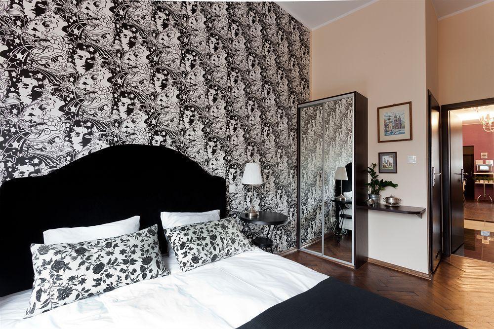 Aparthotel Angel House