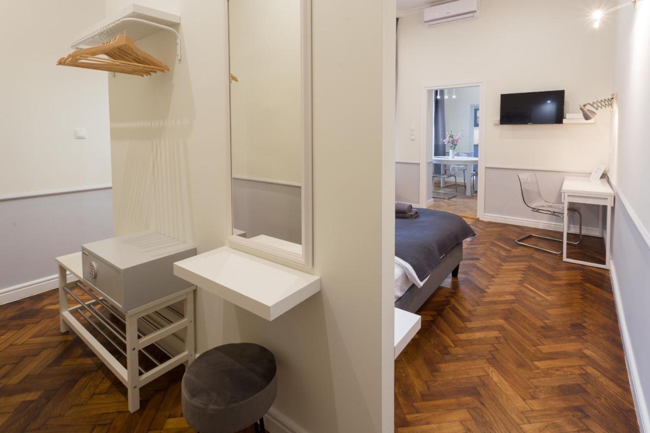 Aparthotel Angel House