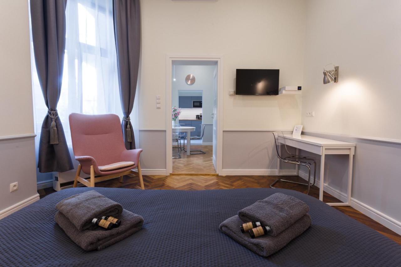 Angel House 3*